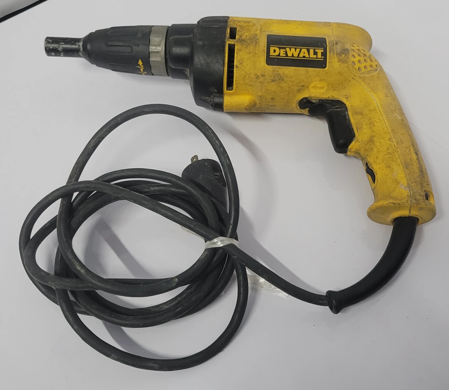 DeWALT DW257 VSR Deck/Drywall Screwdriver