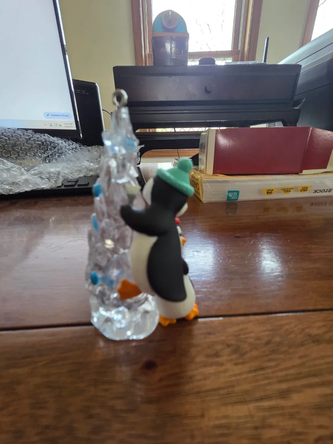 Hallmark Keepsake Ornament Friendly Froost 1995 image indicator(5)