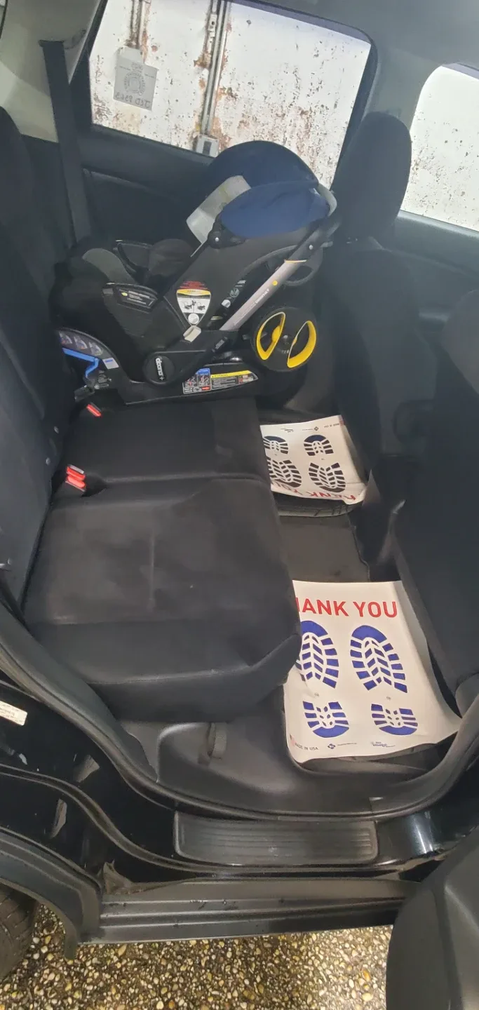 Honda CR-V Black SUV image indicator(9)