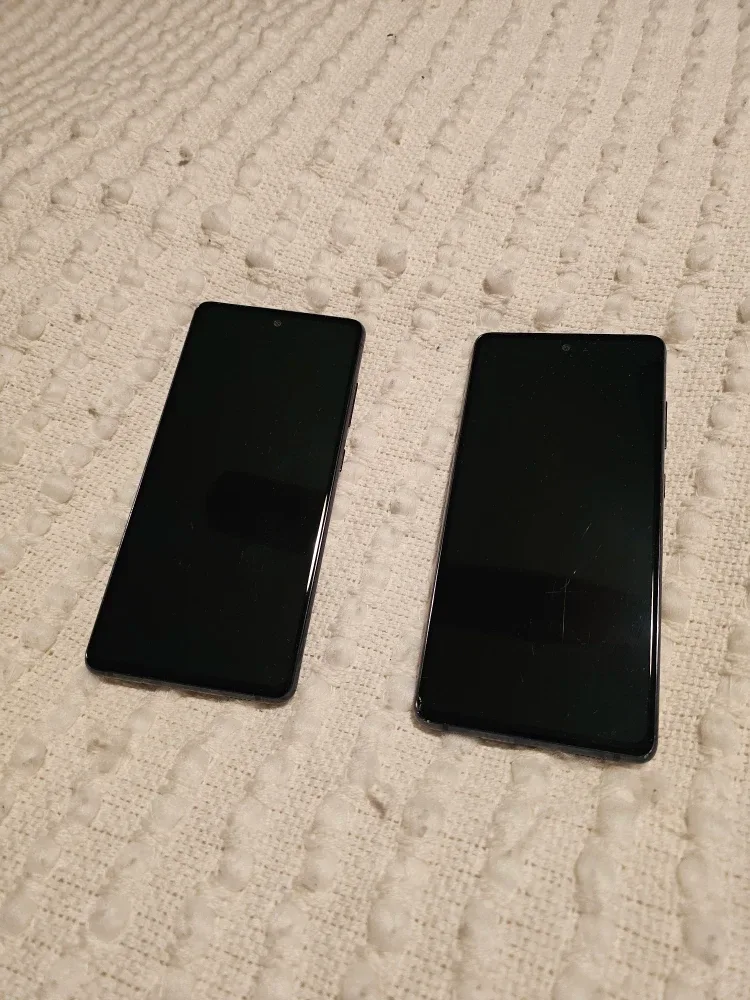 Samsung S20 FE 5G Cloud Navy 128GB #Cleanout image indicator(2)