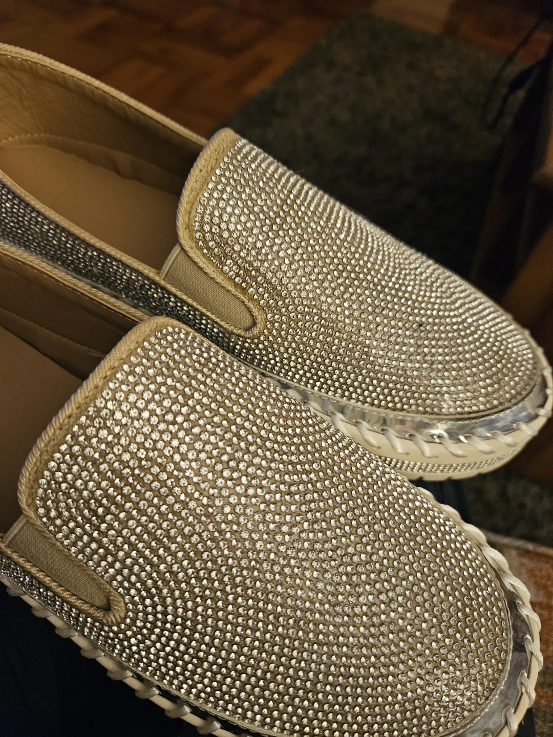 Ladies slip on flats - photo 2