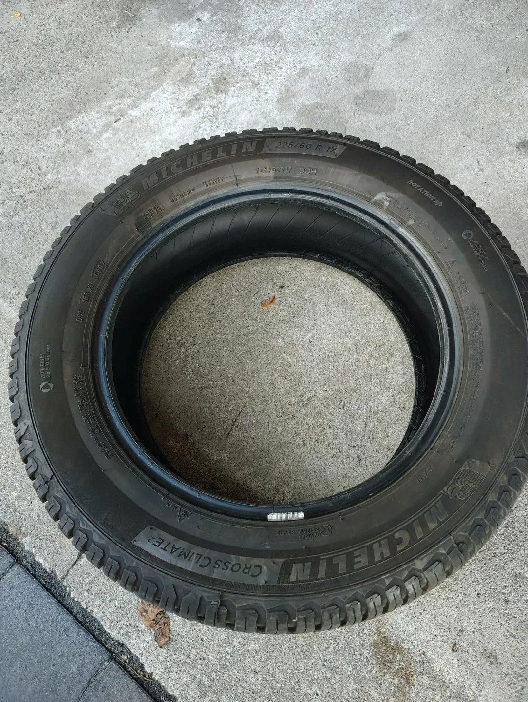 All Weather Tires 225/60R17 image indicator(2)