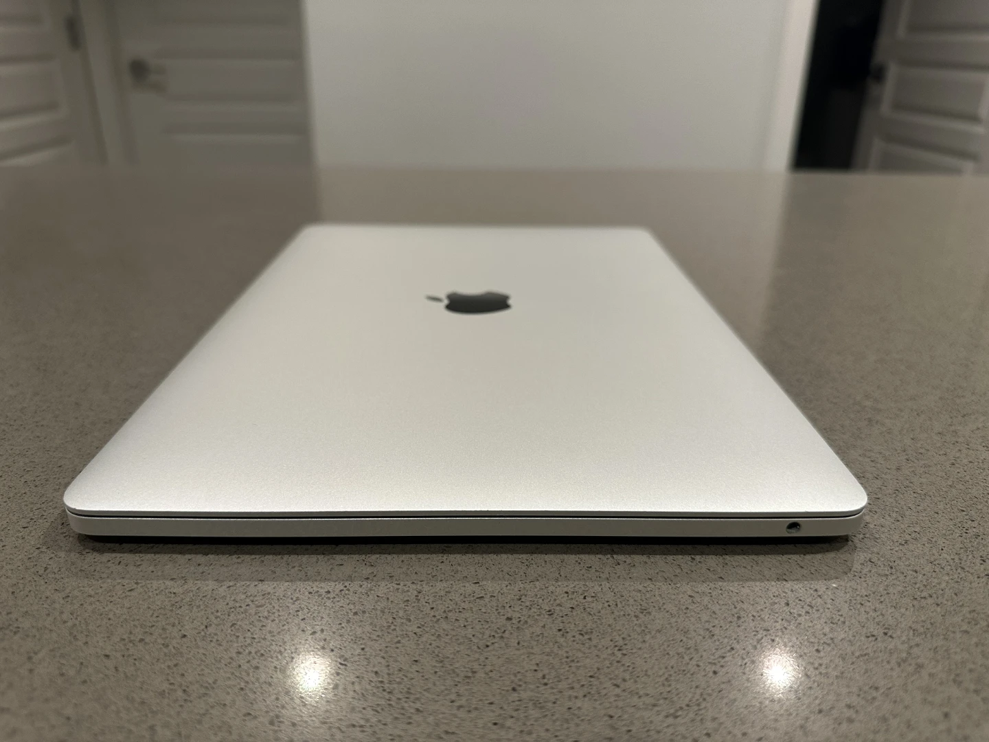 Apple MacBook Pro 13.5 2017 - photo 3
