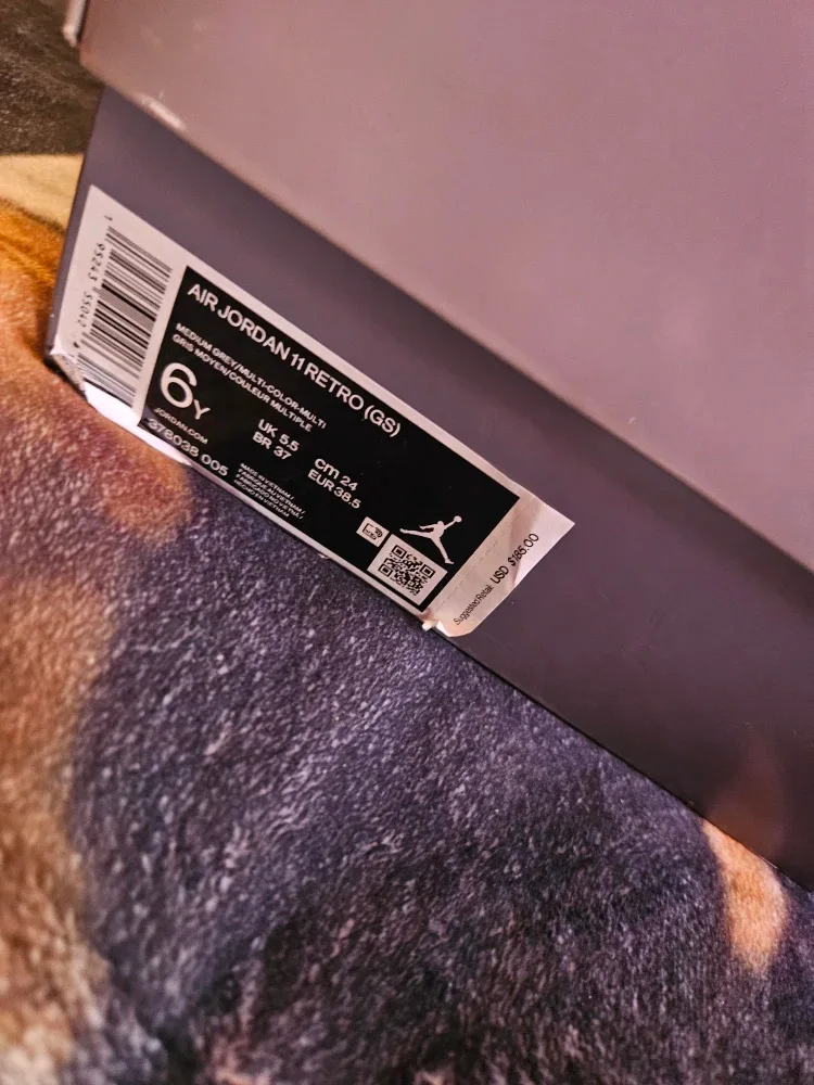 Jordan 11 Retro Cool Grey BIG KIDS image indicator(7)