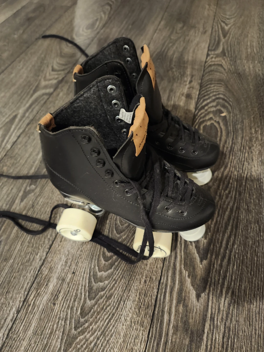 Roller Derby Skates - Size 5 - Brand new - photo 3