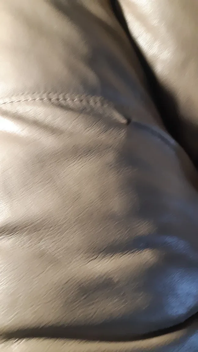 Leather Sofa - Beige image indicator(3)