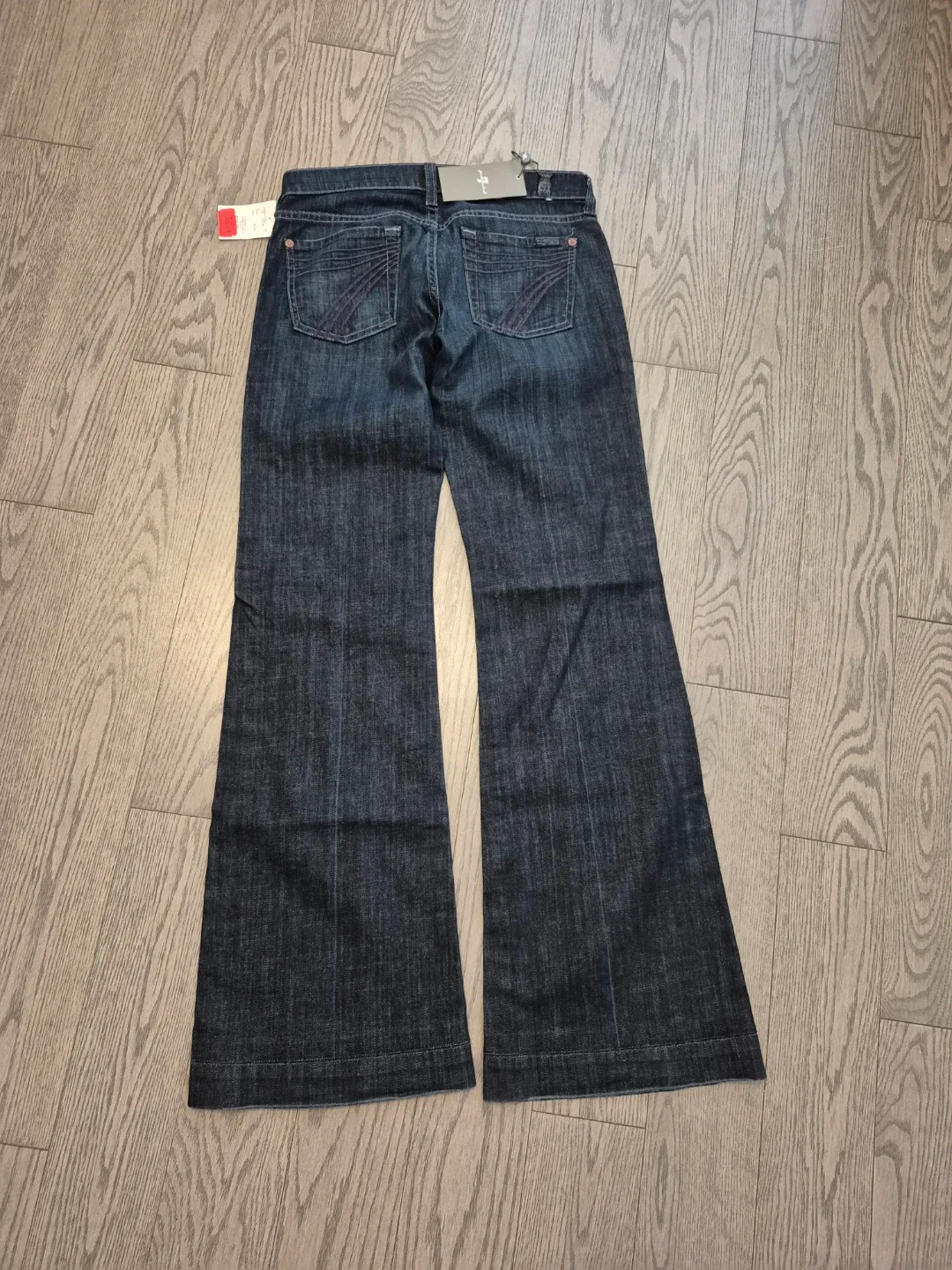 7 For All Mankind Jeans Size 26 image indicator(2)