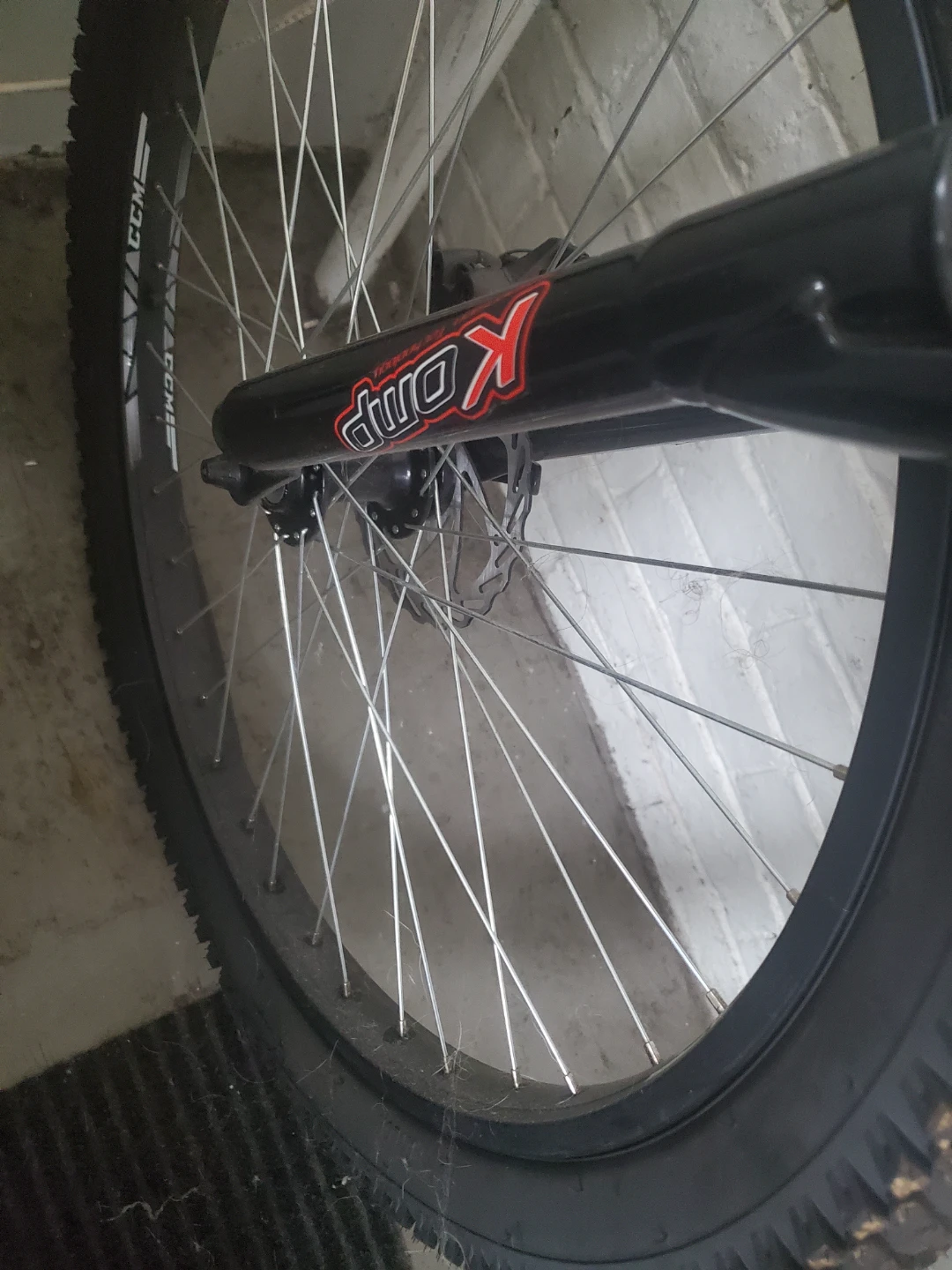 CCM Trailhead Bike - Red - photo 3