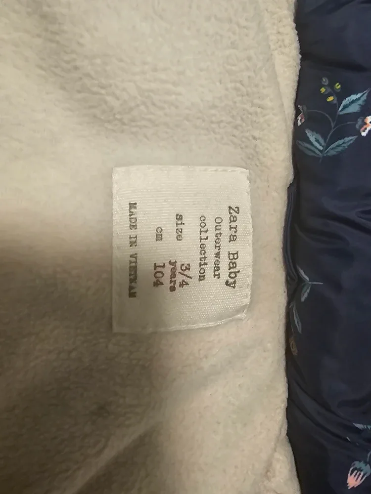 Zara Baby Outerwear Vest - Size 3/4 Years image indicator(3)