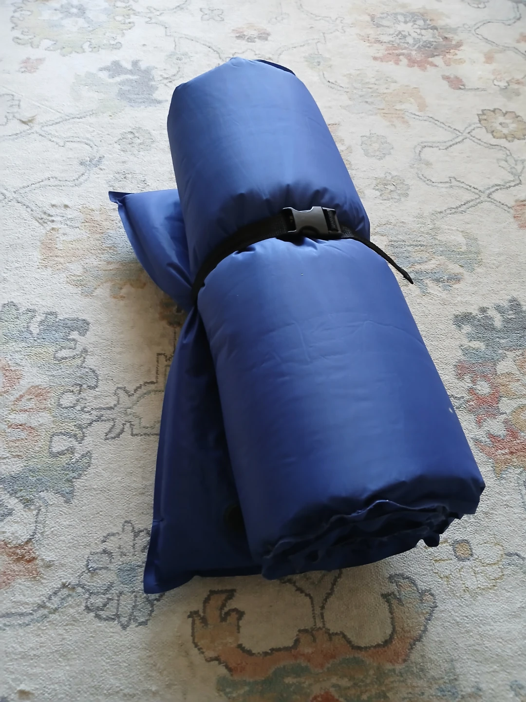 Tent kit for you and small pet - photo 4