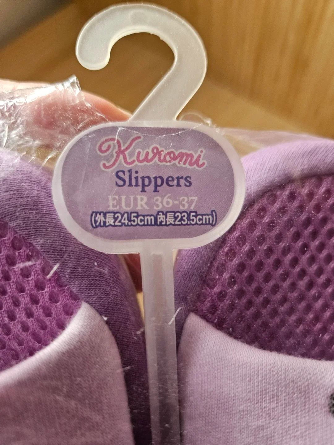 New Kuromi Slippers EUR 36-37 image indicator(3)