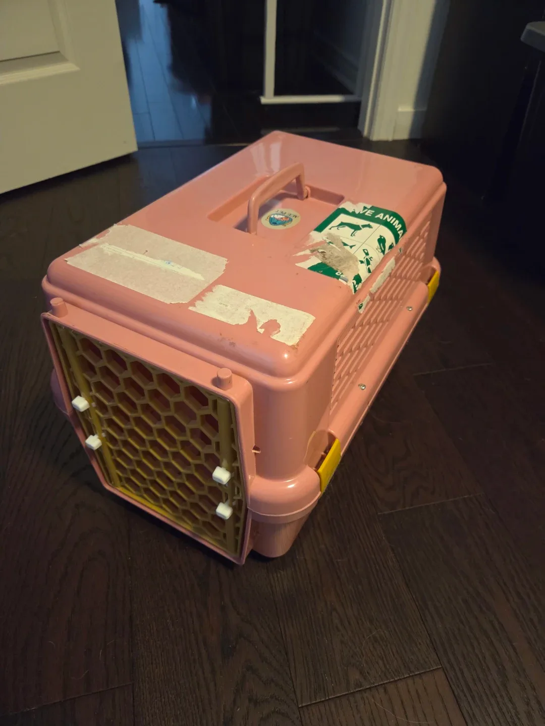 Airline approval pet carrier