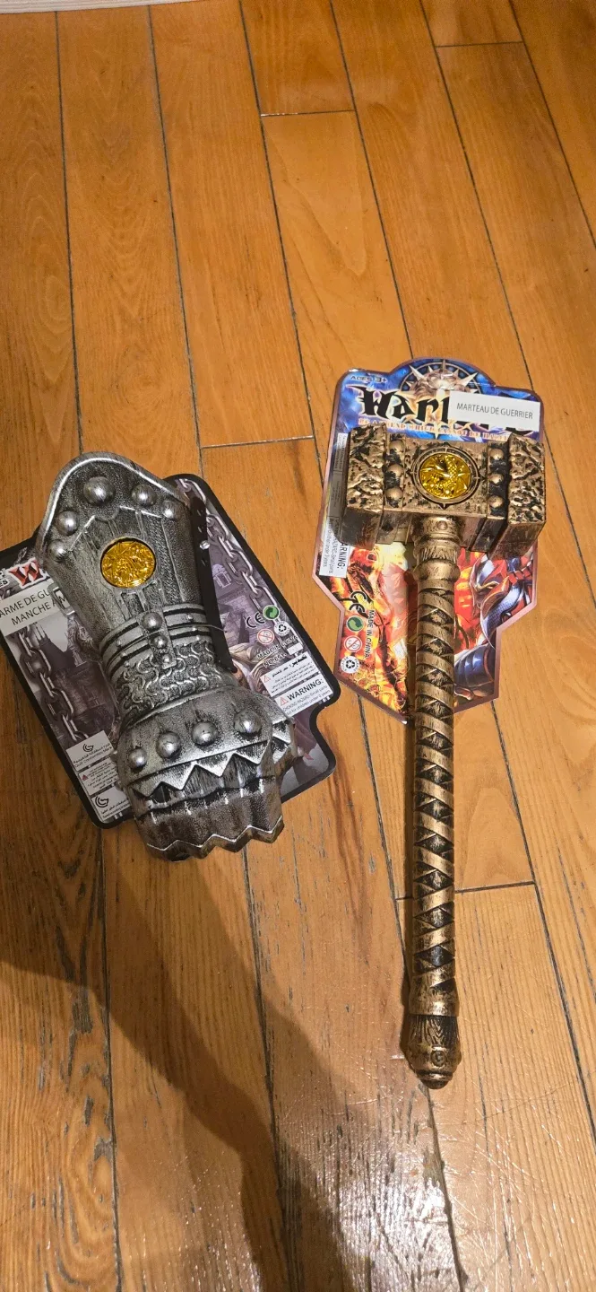 Warrior Hammer & Gauntlet Set