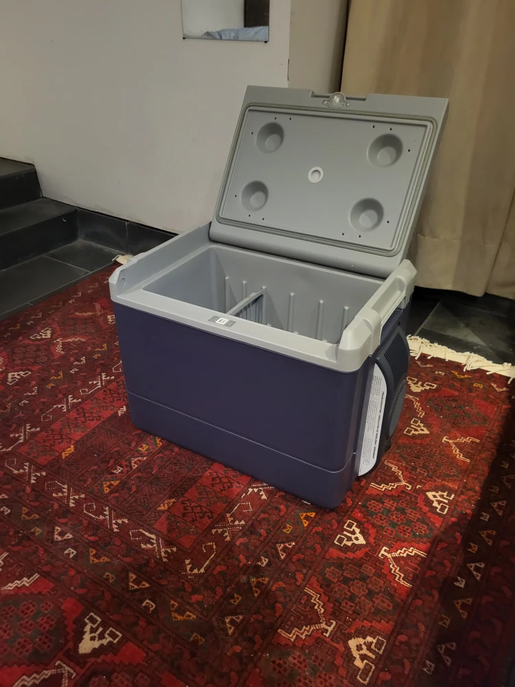 Electric Coleman 40 Quart PowerChill Thermoelectric Cooler