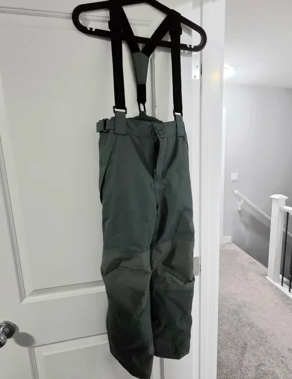 Mountain Warehouse Snow Pants - Size 9-10 Yrs-Like New! image indicator(4)