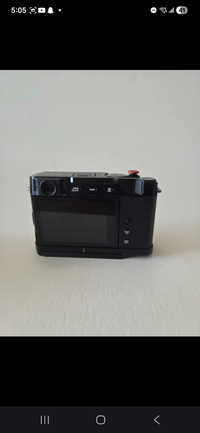 Fujifilm X-E4 Digital Camera, with 18-55 lens, sd card and grips - photo 4