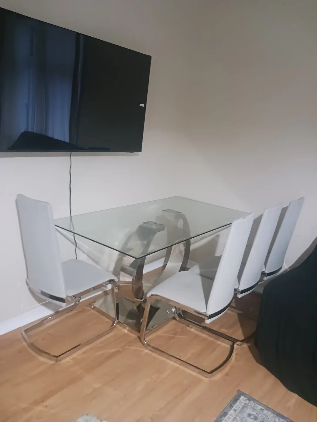 Glass Dining Table with 4 White Chairs