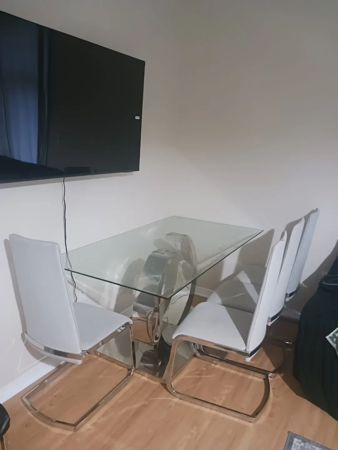 Glass Dining Table with 4 White Chairs image indicator(2)