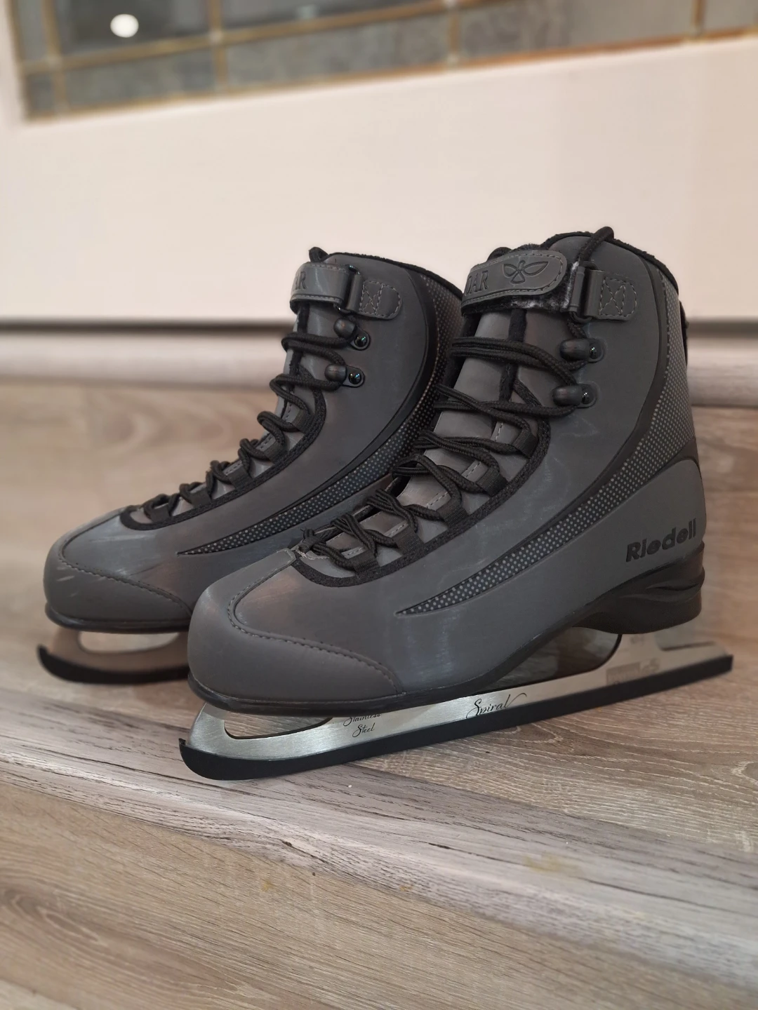 Riedell Skates - Size 10
