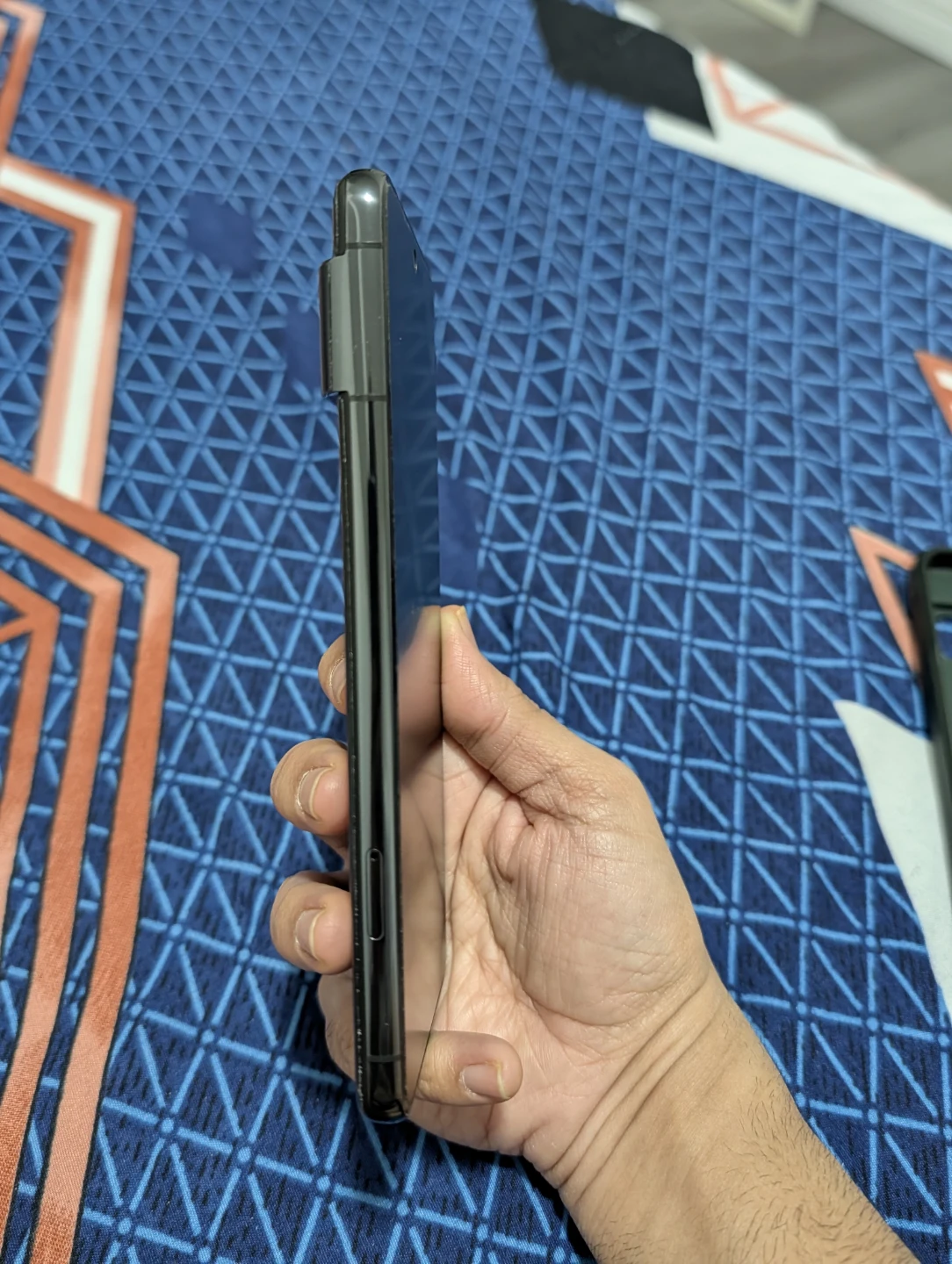 Google Pixel 8 Pro with Case - 256 GB Obsidian Black - photo 4