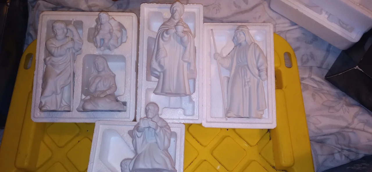 Vintage Avon Nativity Set of 6