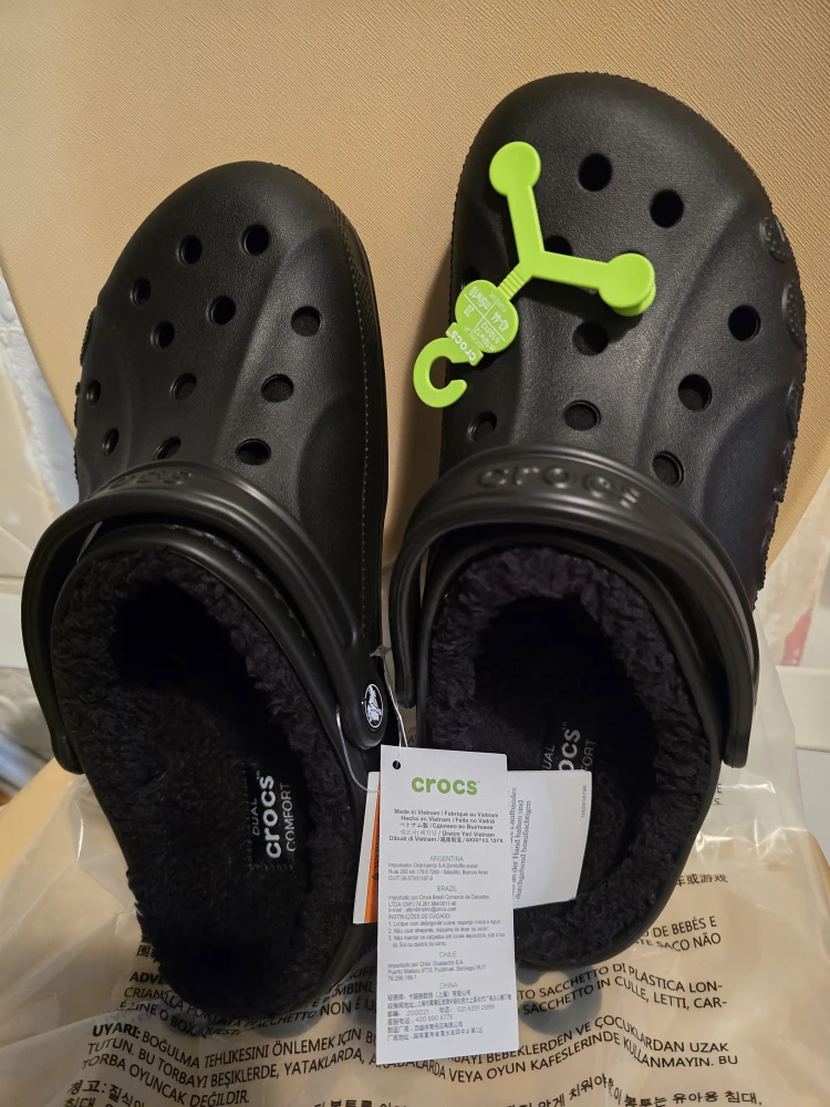 #Cleanout Crocs Classic Lined Clog - Black, Men's 10/Women's 12 - photo 2