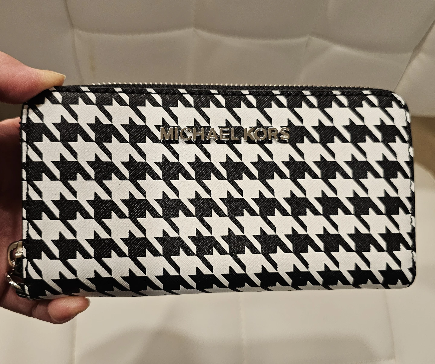 "#Cleanout Michael Kors Houndstooth Wallet - photo 2