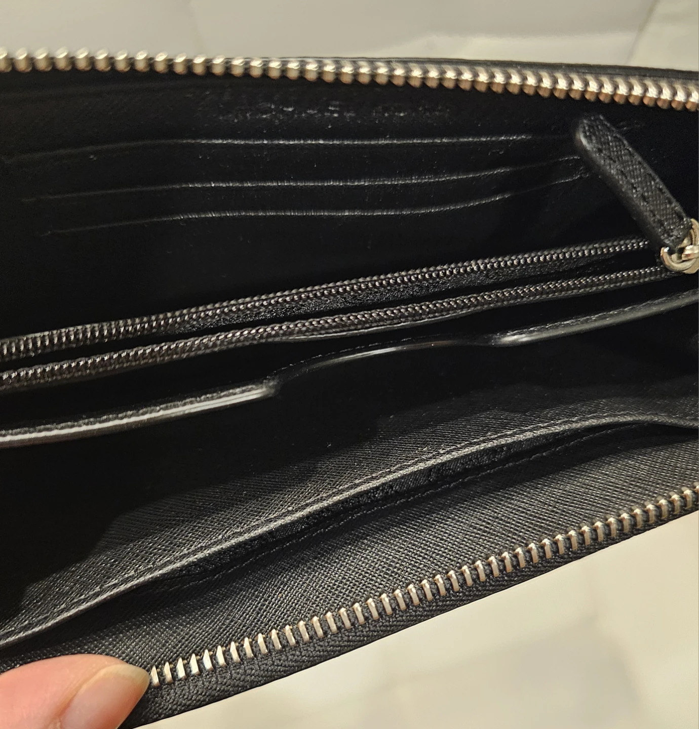 "#Cleanout Michael Kors Houndstooth Wallet - photo 4