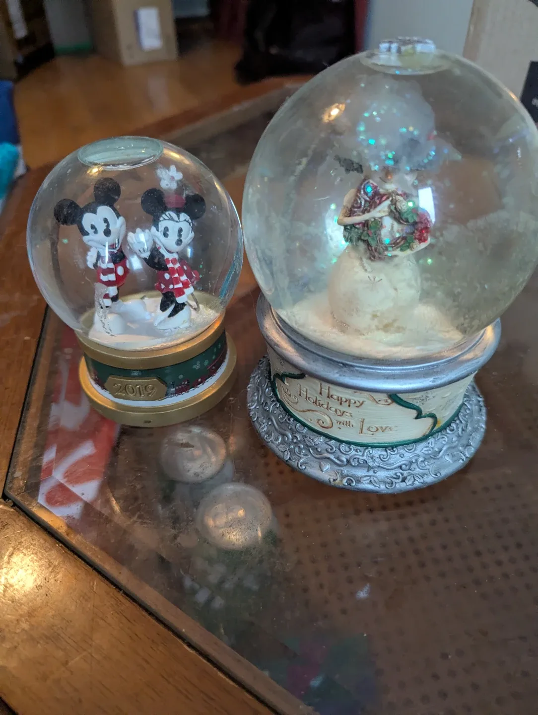 Mickey & Minnie Mouse Snow Globe