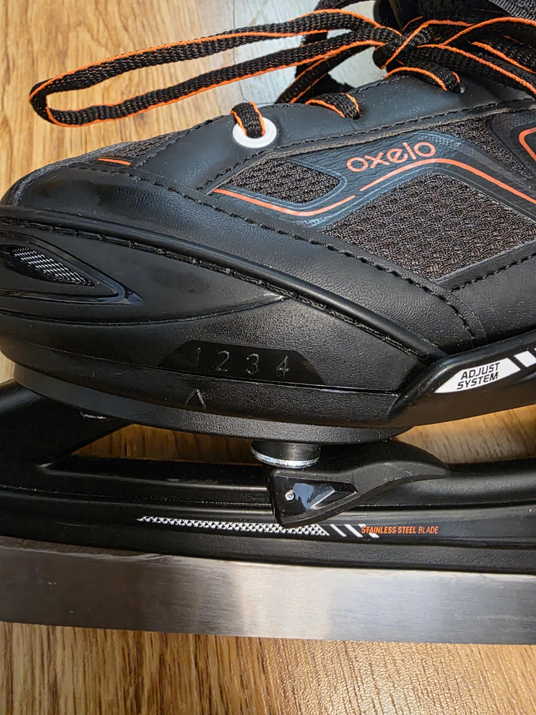 Oxelo Adjustable Kids Ice Skates (Size 35-38) - photo 3