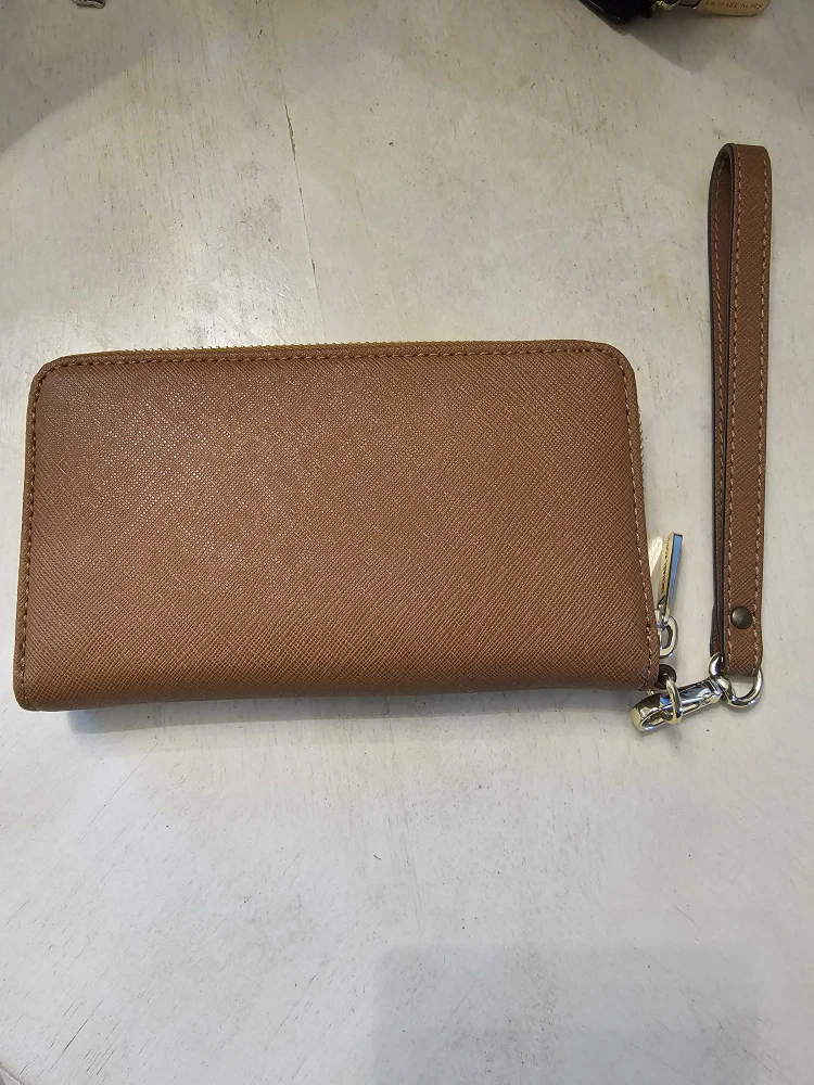 Michael Kors Brown Wristlet - photo 2