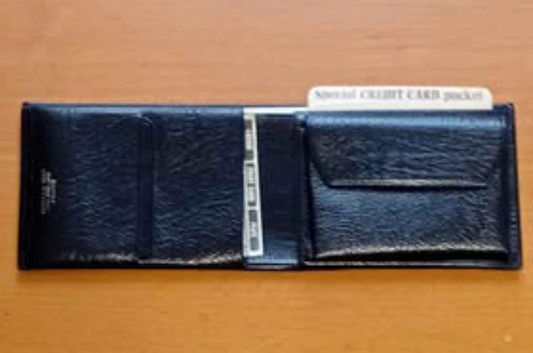 Buxton leather wallet