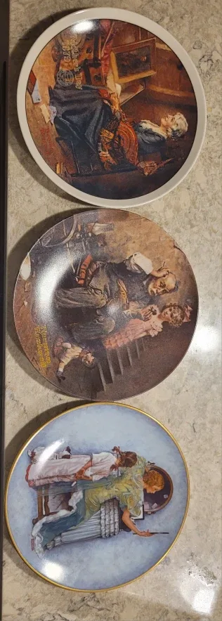 Norman Rockwell Collector Plates image indicator(2)