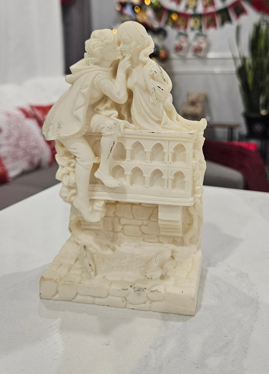 Vintage Romeo and Juliet Statue Figurine - photo 3