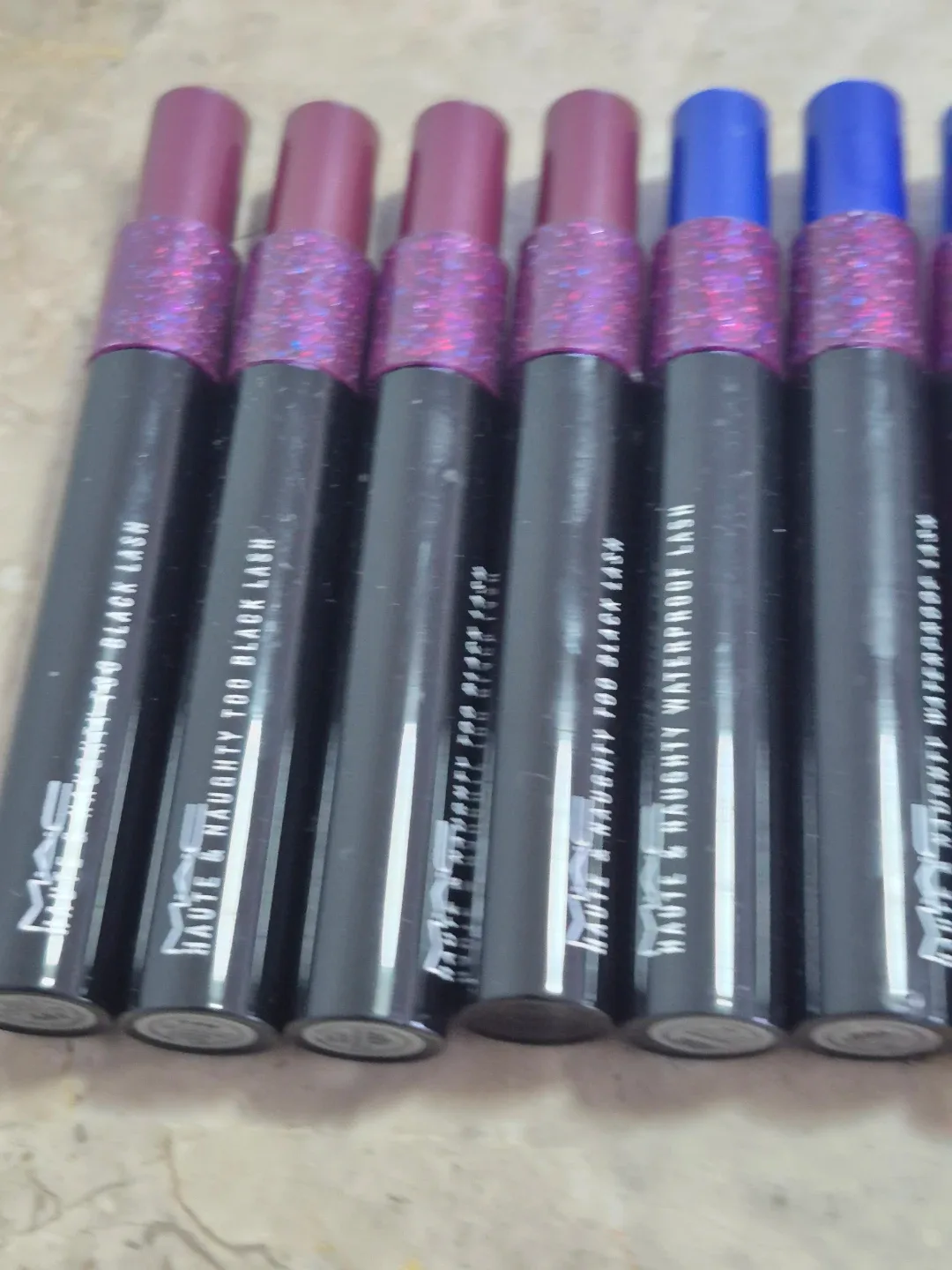 MAC Mascara, Estee Lauder Compact, Clinique Powder image indicator(2)