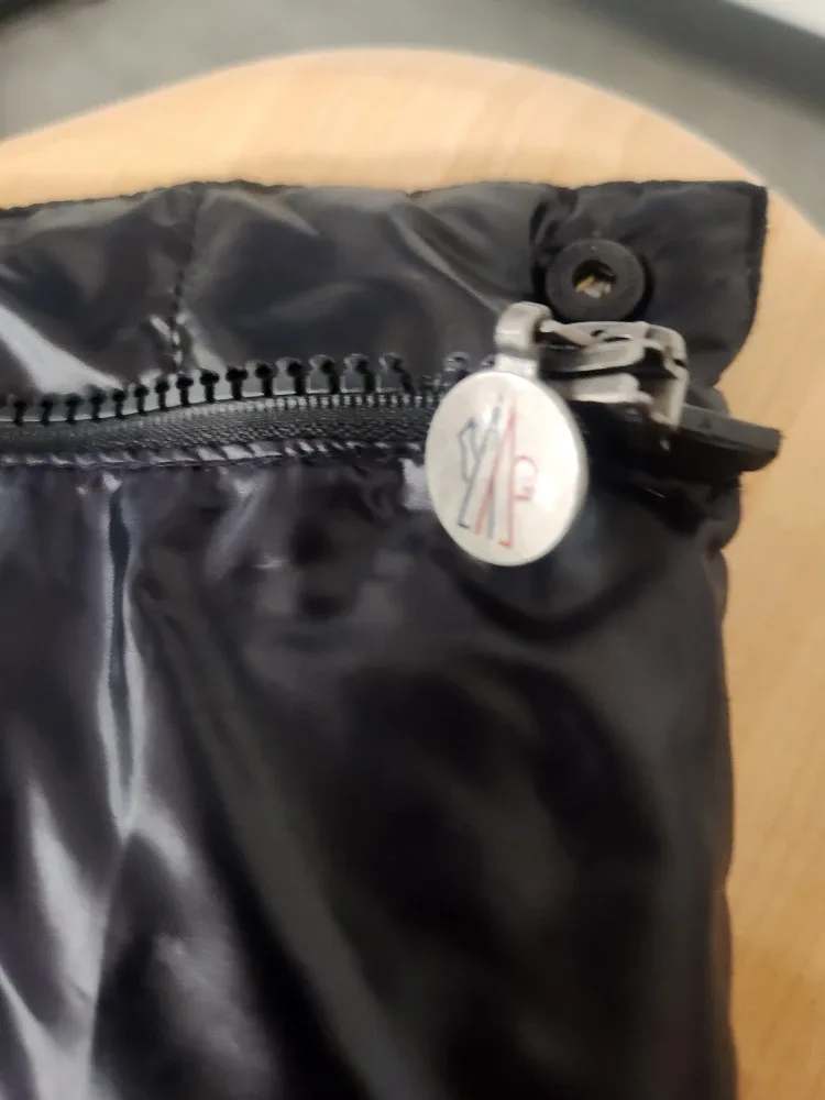 Moncler Black Padded Vest image indicator(9)