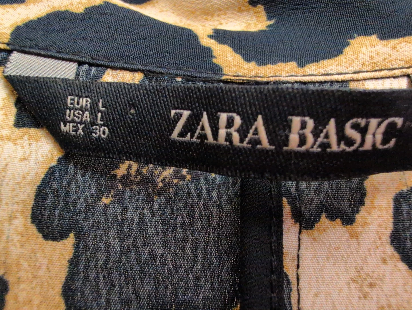 Zara Basic Leopard Print Blouse - Size L - photo 2