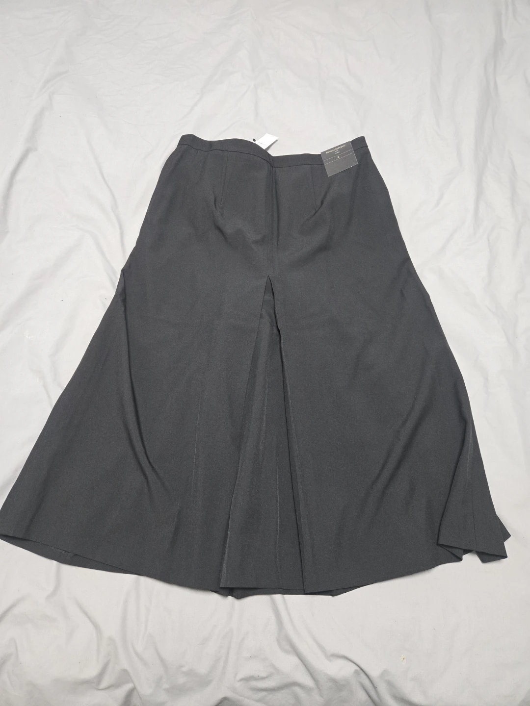 Banana Republic Black Midi Skirt - New with Tags! - photo 5