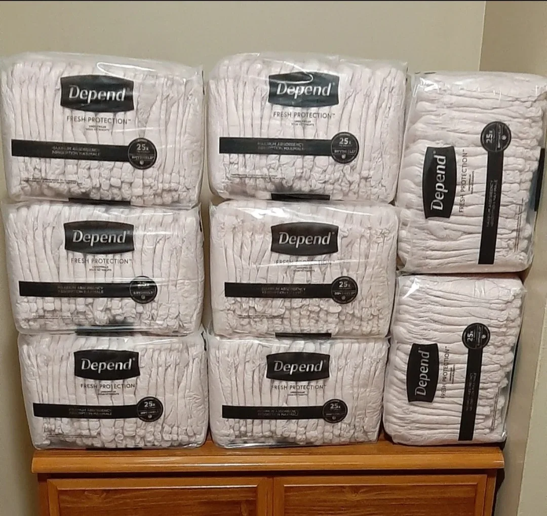 Depend Women's Ultra Absorbent/Overnight Protection  (LARGE)