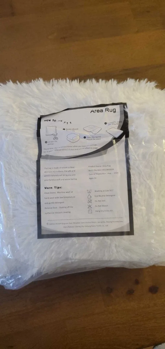 New White Fluffy Area Rug image indicator(2)