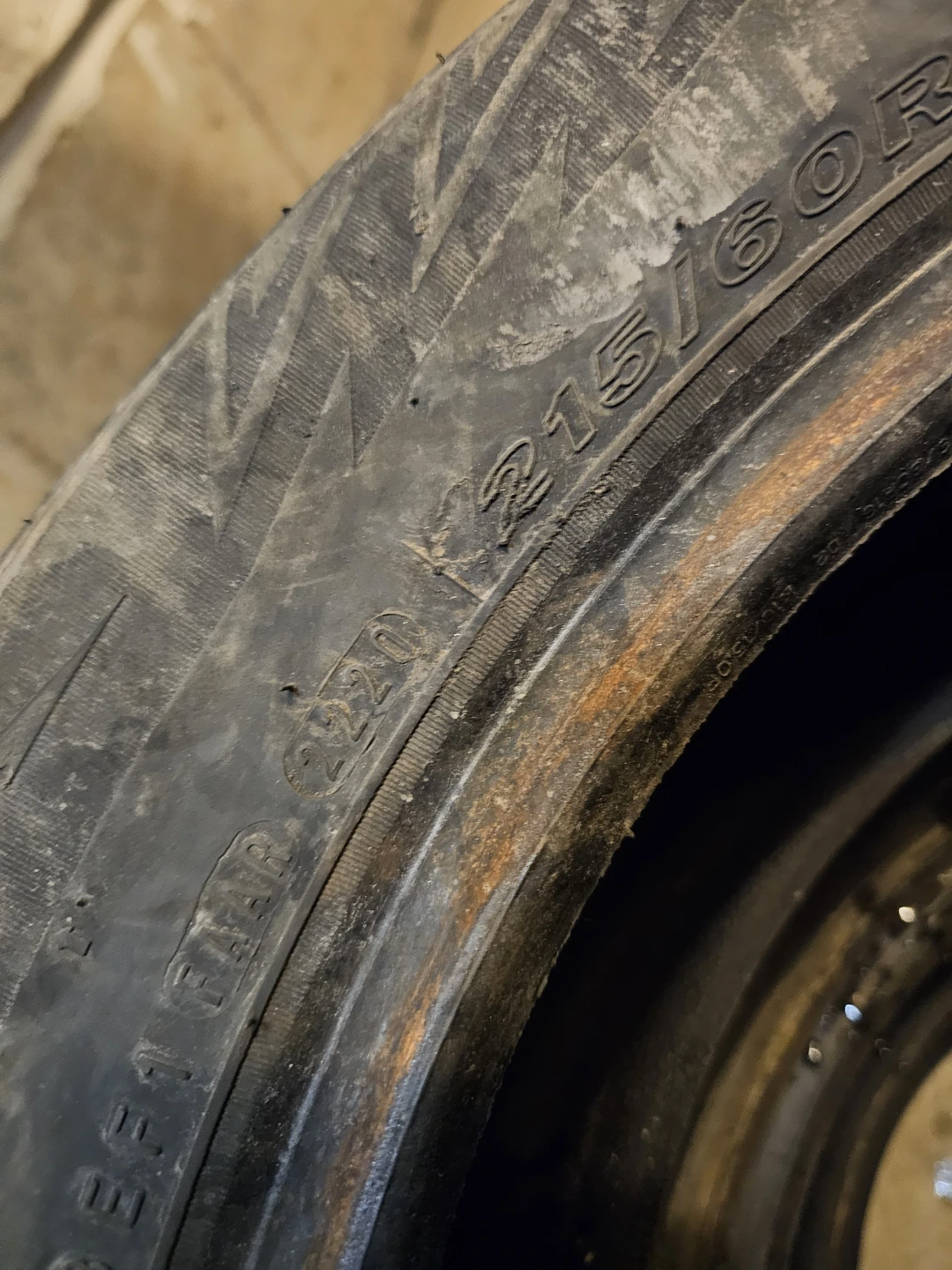 3X215/60R16 nexen winter tires only 3
