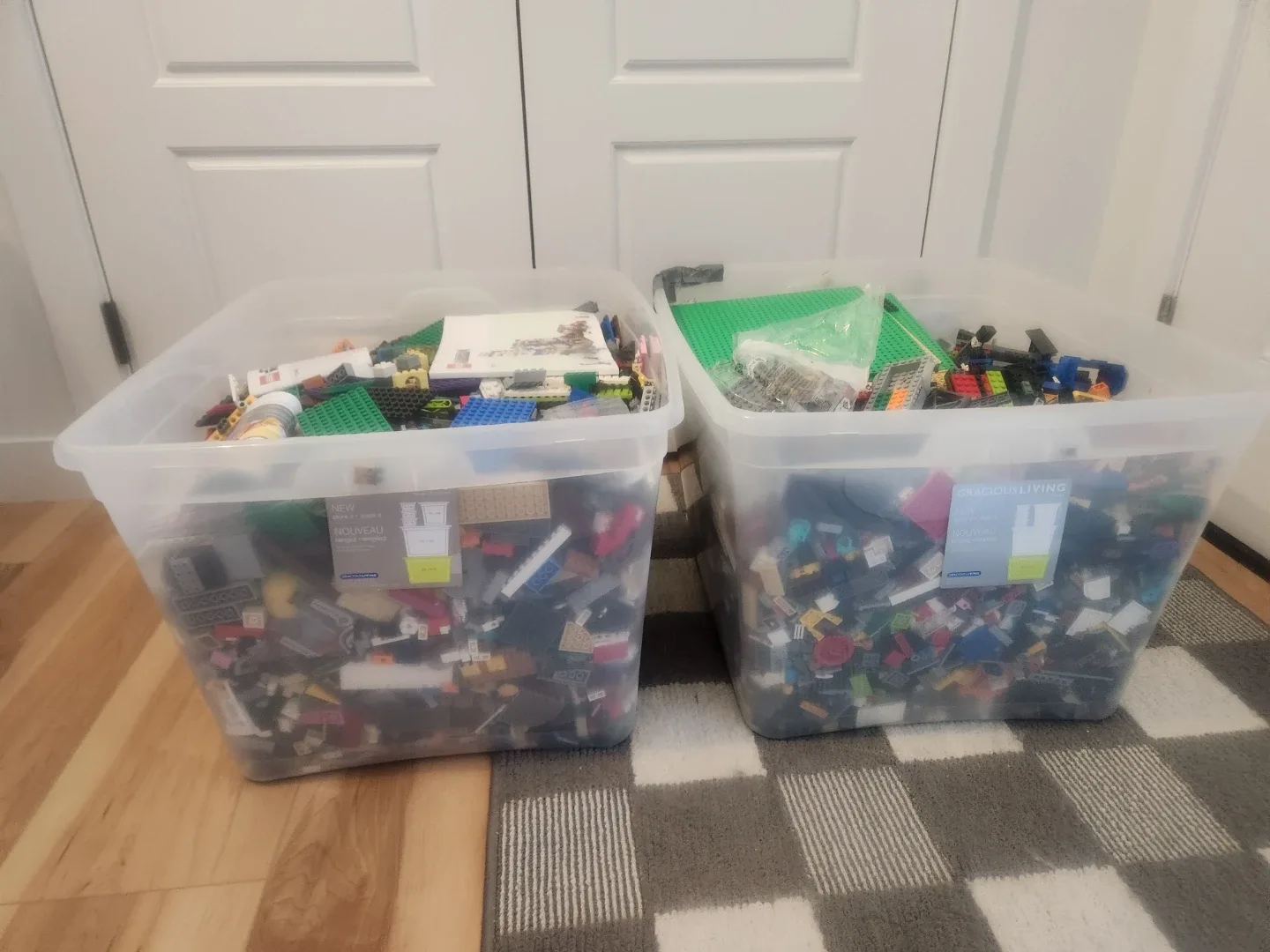 Large LEGO Lot - Mixed Sets & Pieces image indicator(2)