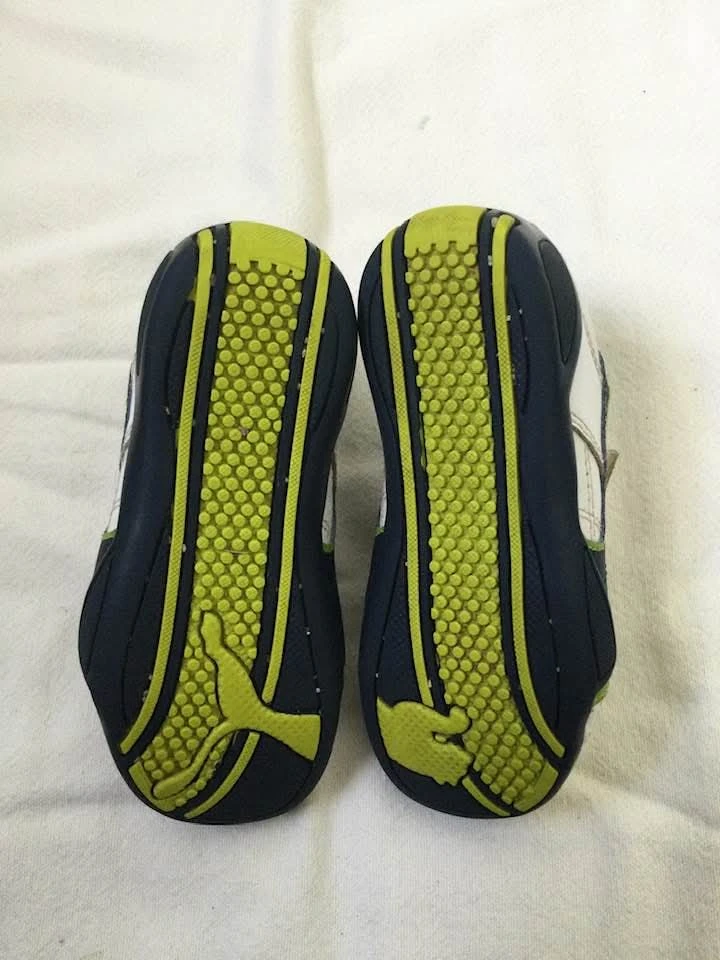 Boys sz 8 Puma running shoes - photo 3