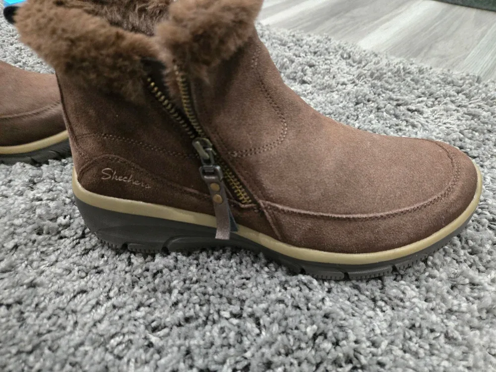 Skechers Relaxed Fit Ankle Boots