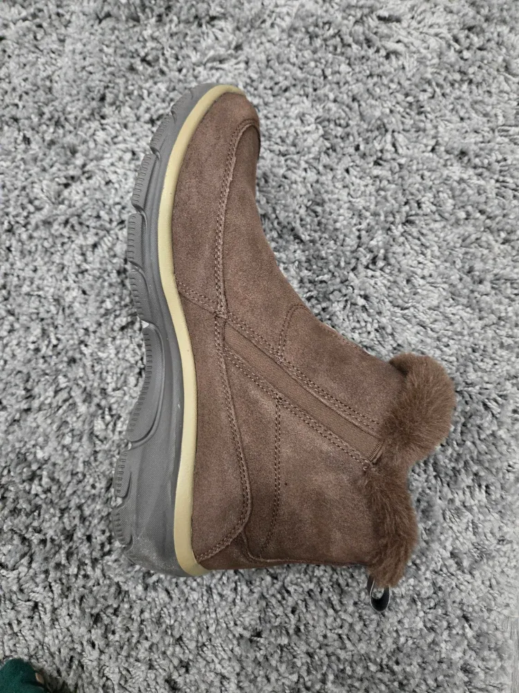 Skechers Relaxed Fit Ankle Boots image indicator(3)