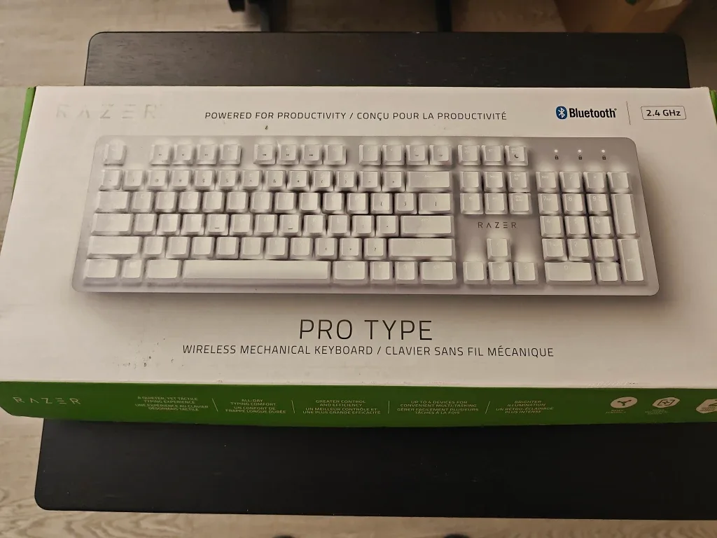 #Cleanout - Razer Pro Type + Phantom Keycaps - plz read descrip
