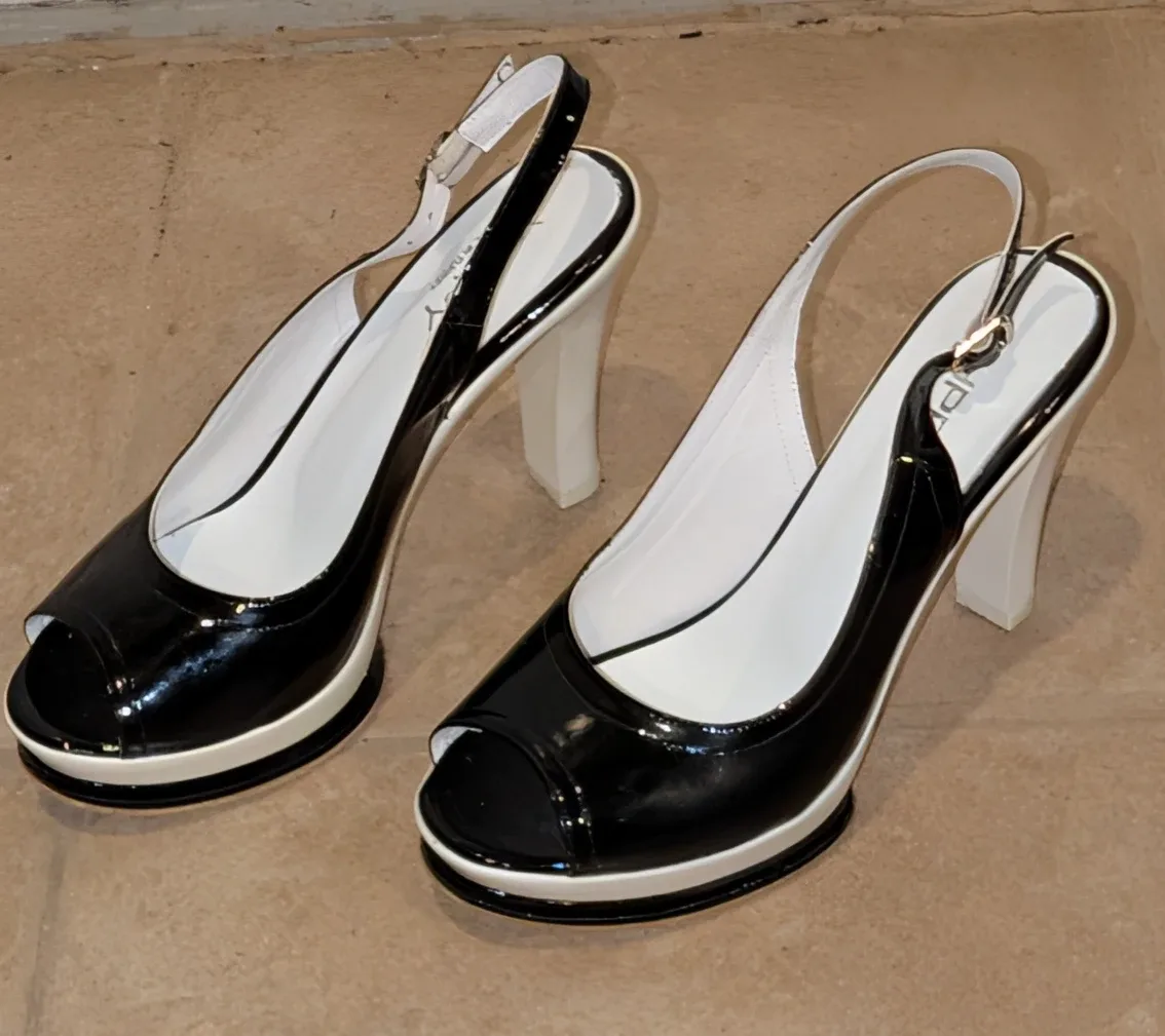 Yuppy Black & White Heels #Cleanout image indicator(2)