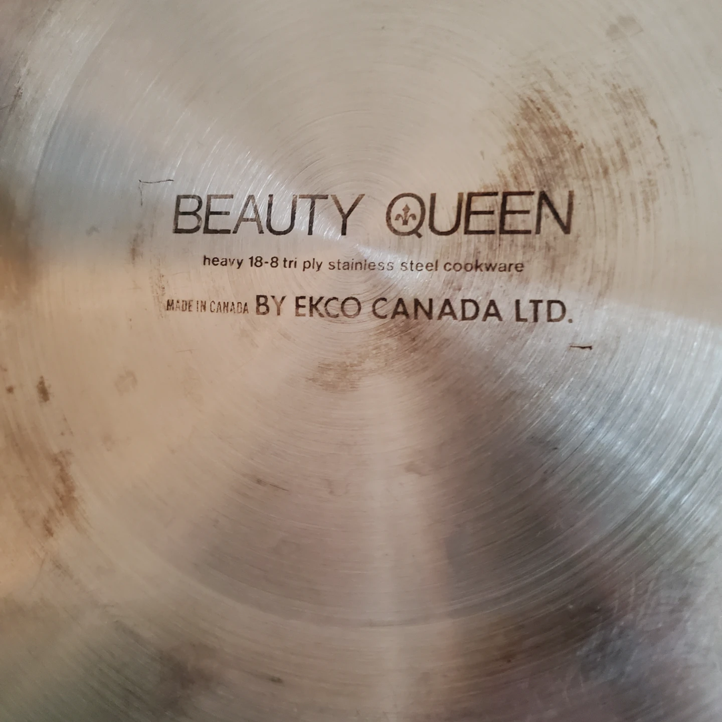Vintage Beauty Queen Pot - photo 3