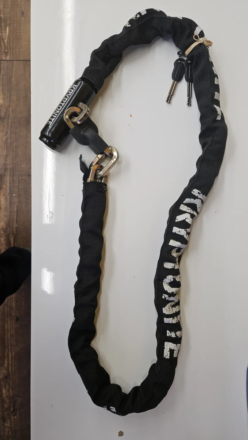 Kryptonite Bicycle Chain Lock with Keys