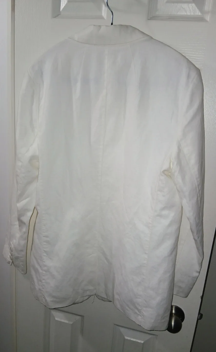 Old Navy White Blazer - Size L image indicator(2)